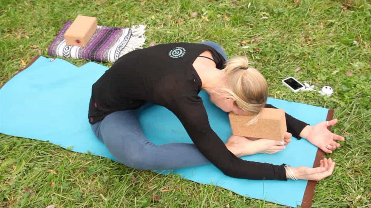 YOGAMOUR 55: Take care, enjoy! Handgelenke