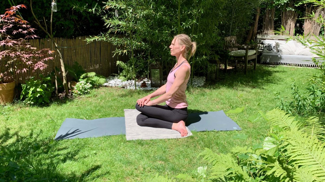 YOGAMOUR 116: Yin Yoga 10