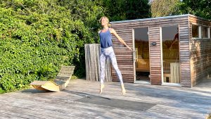 11 Minutes by YOGAMOUR