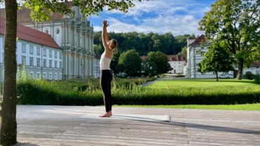 YOGAMOUR 131: Surya Namaskar Victory (YOGAMOUR D)