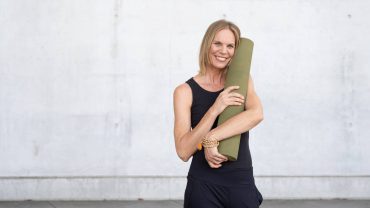 Bärbel von YOGAMOUR geht mit dir auf (Yoga-)Schatzsuche