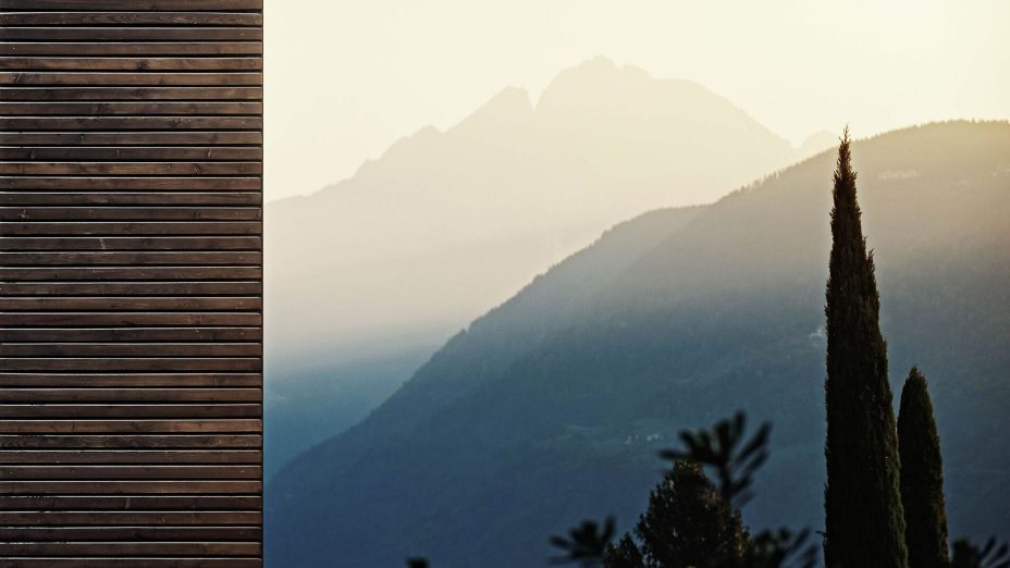 Hotel Schwarzschmied, Lana – Blick in die Berge