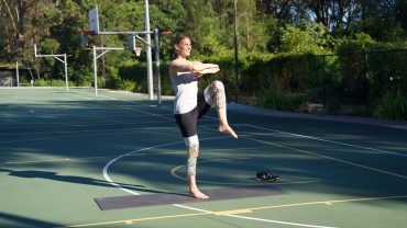 Bärbel von YOGAMOUR - #196: Yogamour & Fit »gentle«