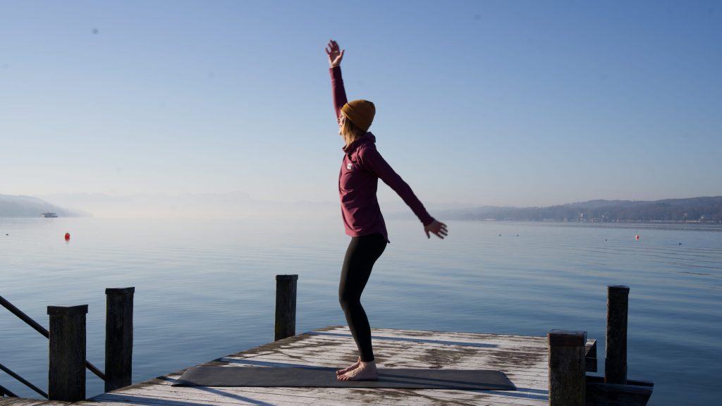 Bärbel am Starnberger See – Pranadusche, Chi Release - YOGAMOUR 223