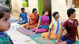 Yoga, Indiens erstaunliche Medizin (2015)